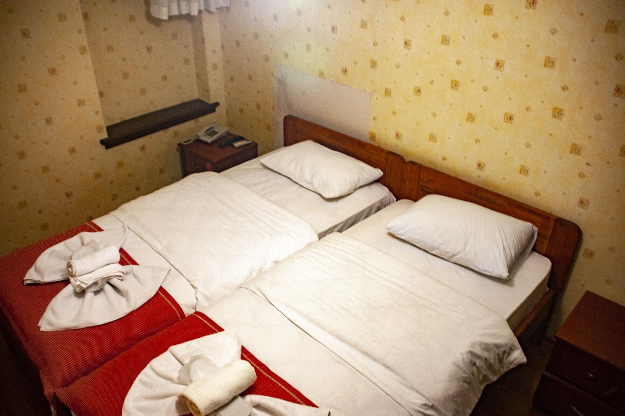 Istanbul Irish Hotel Extérieur photo
