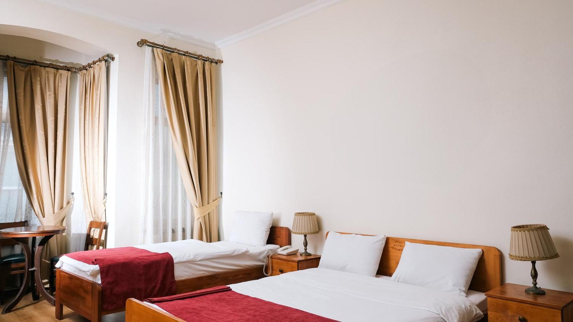 Istanbul Irish Hotel Extérieur photo